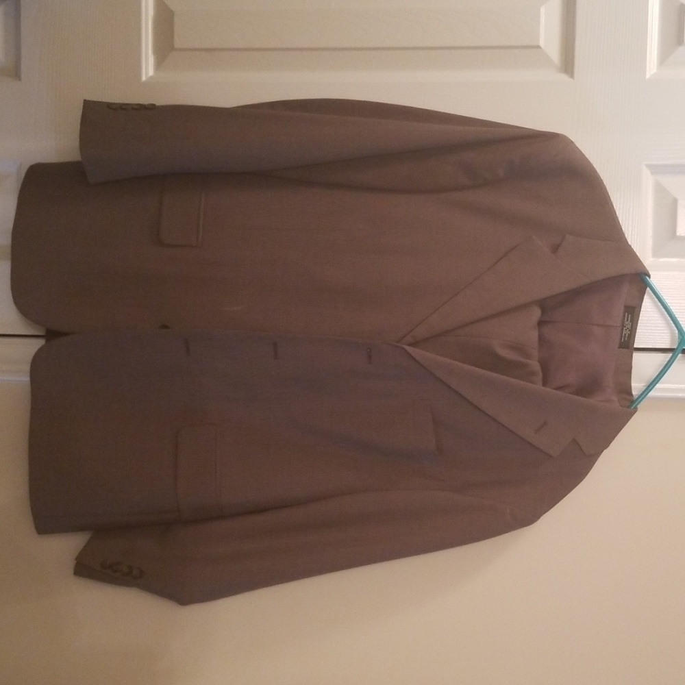 Mens 3 button  light tan brown suit